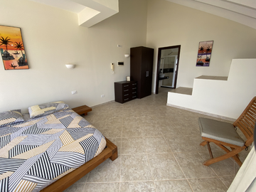 pics/photos/villa2/thumb-145_Master-En-Suite-Badezimmer_Master-en-suite-bathroom_Salle-de-bain-principale-attenante_Banheiro-privativo-principal.png