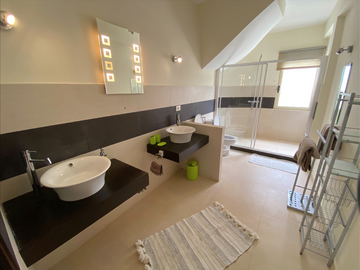 pics/photos/villa2/thumb-171_Badezimmer_Bathroom_Salle-de-bain_Banheiro.png